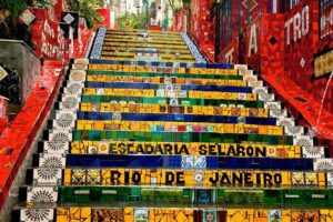 Melhores pontos turisticos do Rio de janeiro escadaria selaron